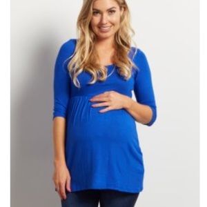 Blue maternity 3/4 sleeve top